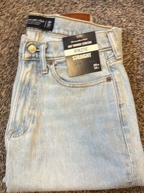 Abercrombie & Fitch Light Blue Athletic Straight Jeans